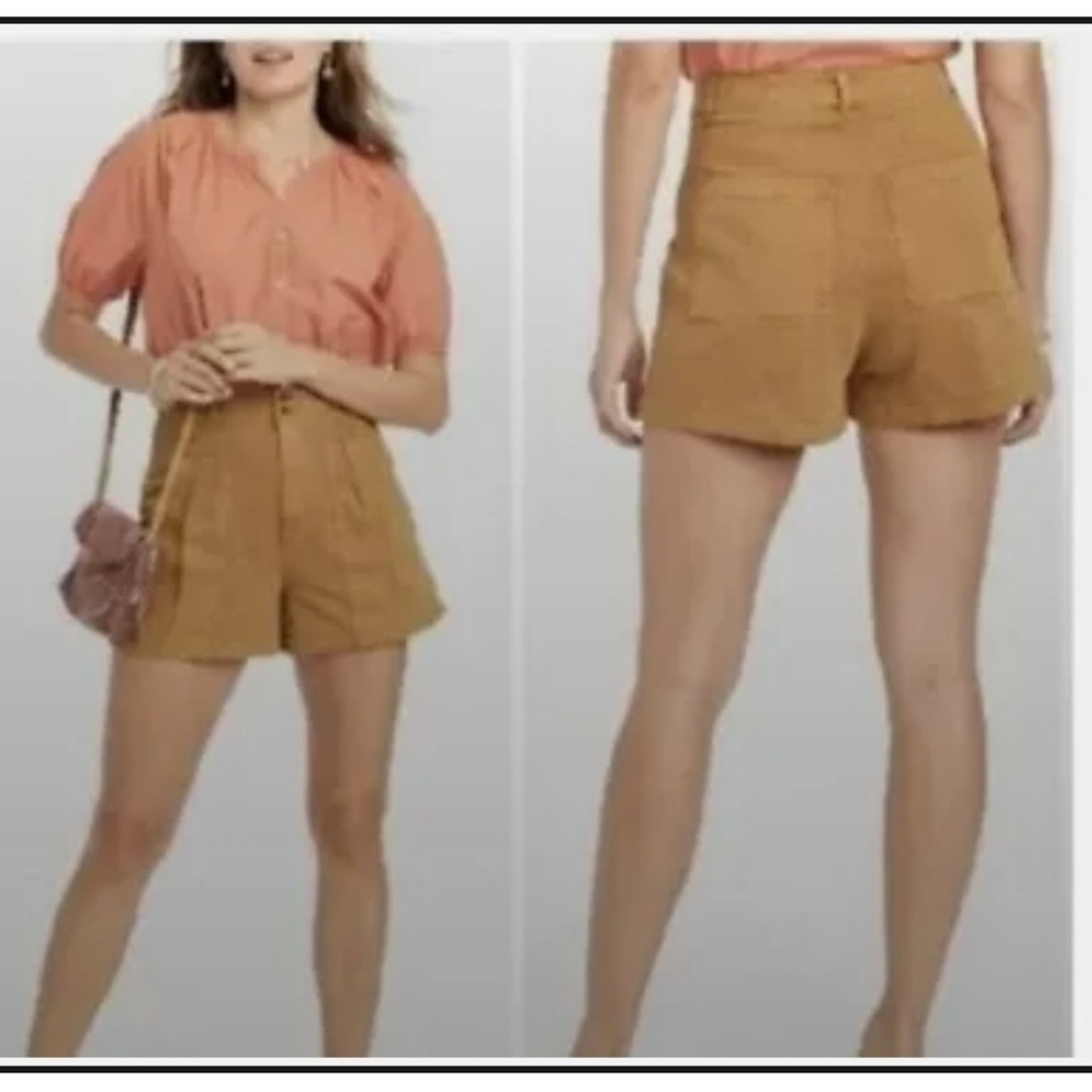 Universal Thread Ladies A- Line Pleated Shorts. Sz 4 (NWT)